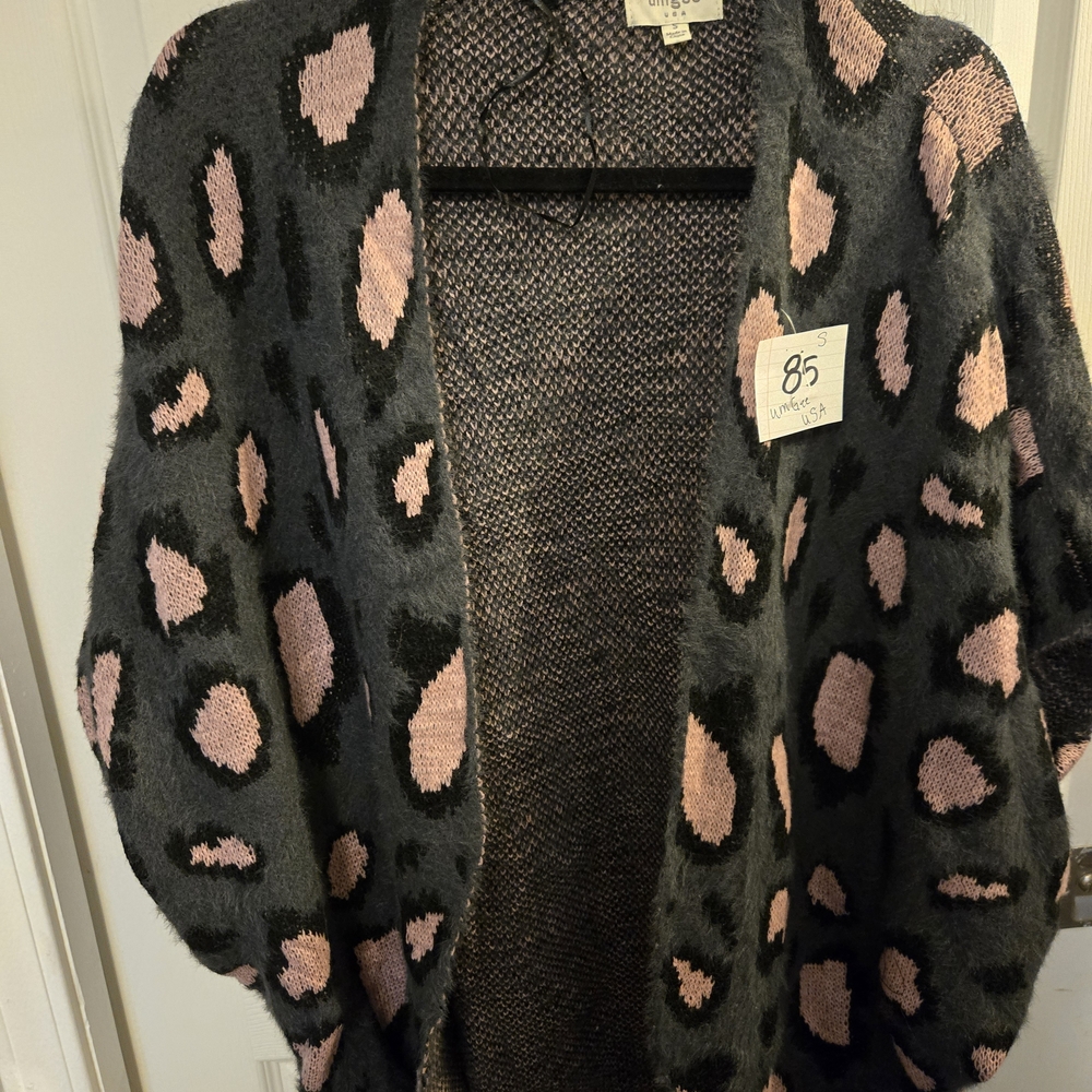 Umgee Gray and Pink Patterned Cardigan